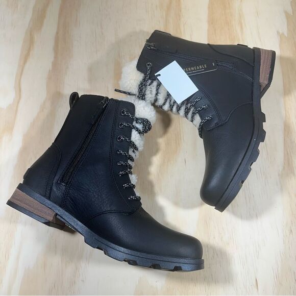 Sorel Emelie Short Lace Cozy Boots Women’s Size 7 - New in Box - Picture 2 of 9